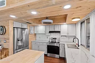 10443 W Butler Dr, Peoria, AZ 85345 - Photo 13