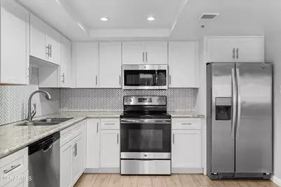 7950 E Camelback Road #404, Scottsdale, AZ 85251 - Photo 11