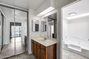 2718 W Desert Cove Ave, Phoenix, AZ 85029 - Photo 31