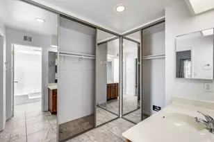 2718 W Desert Cove Ave, Phoenix, AZ 85029 - Photo 33