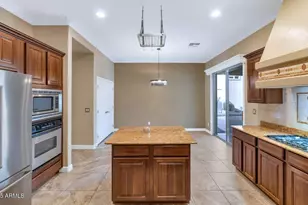 14426 W Becker Ln, Surprise, AZ 85379 - Photo 17