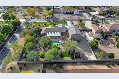 14426 W Becker Lane, Surprise, AZ 85379 - Photo 37