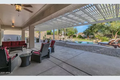 14426 W Becker Lane, Surprise, AZ 85379 - Photo 41