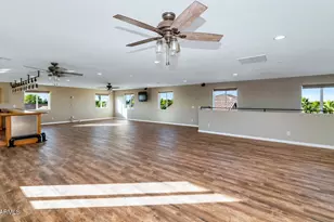 14426 W Becker Ln, Surprise, AZ 85379 - Photo 57