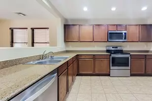 18513 W Mariposa Dr, Surprise, AZ 85374 - Photo 5