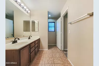 18513 W Mariposa Drive, Surprise, AZ 85374 - Photo 17