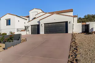 24225 N 65th Ave, Glendale, AZ 85310 - Photo 7