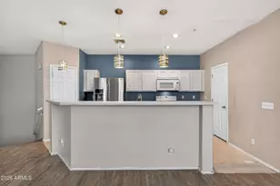 8187 W Lynwood St, Phoenix, AZ 85043 - Photo 11