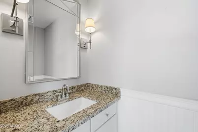 9034 W Port Royale Lane, Peoria, AZ 85381 - Photo 21