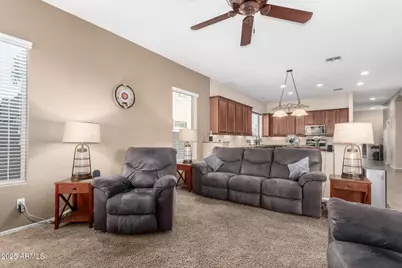 14308 W Edgemont Avenue, Goodyear, AZ 85395 - Photo 9