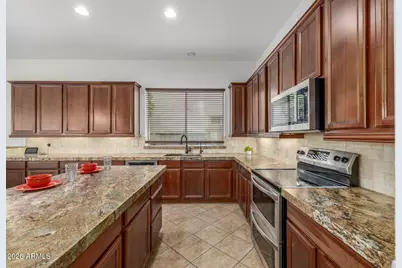 14308 W Edgemont Avenue, Goodyear, AZ 85395 - Photo 5