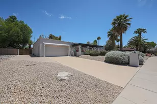 601 E Forest Hills Dr, Phoenix, AZ 85022 - Photo 3