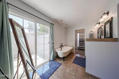 601 E Forest Hills Drive, Phoenix, AZ 85022 - Photo 53