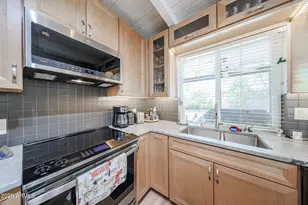 601 E Forest Hills Dr, Phoenix, AZ 85022 - Photo 27