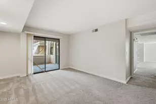 3329 W Danbury Dr, Phoenix, AZ 85053 - Photo 11