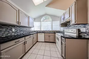 214 S Rush Cir E, Chandler, AZ 85226 - Photo 15