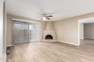 10410 N Cave Creek Rd, Phoenix, AZ 85020 - Photo 5