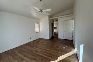 955 W Cooley Dr, Gilbert, AZ 85233 - Photo 17