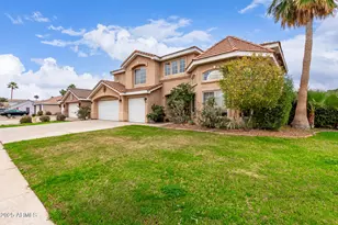 955 W Cooley Dr, Gilbert, AZ 85233 - Photo 3