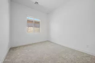 22207 W Tonopah Dr, Surprise, AZ 85387 - Photo 29