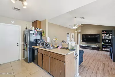 7052 W Turquoise Avenue, Peoria, AZ 85345 - Photo 9