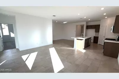 20680 N 224th Avenue, Surprise, AZ 85387 - Photo 7