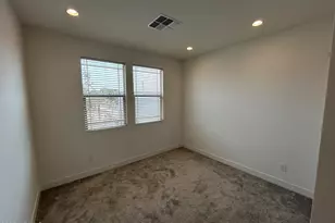 11806 N Loma Linda St, Surprise, AZ 85388 - Photo 9