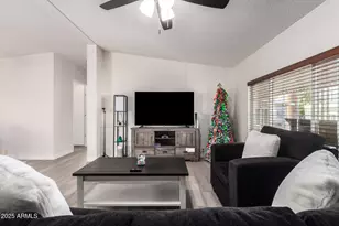 19401 N 7th St, Phoenix, AZ 85024 - Photo 5