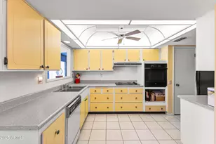 12910 W Maplewood Dr, Sun City West, AZ 85375 - Photo 5