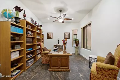 2323 W Villa Cassandra Drive, Phoenix, AZ 85086 - Photo 13