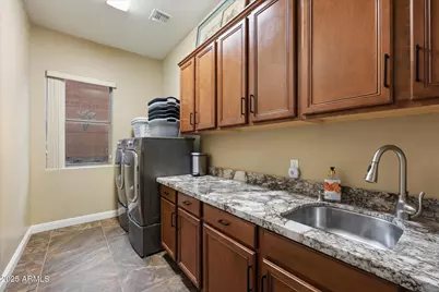 2323 W Villa Cassandra Drive, Phoenix, AZ 85086 - Photo 43