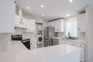 8301 N 103rd Ave, Peoria, AZ 85345 - Photo 9