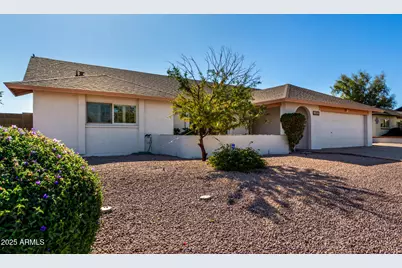 901 W Lodge Drive, Tempe, AZ 85283 - Photo 1