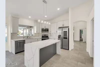 14841 N 42nd Place, Phoenix, AZ 85032 - Photo 11