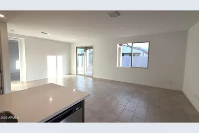 22645 W Irma Lane, Surprise, AZ 85387 - Photo 9