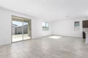 22645 W Irma Ln, Surprise, AZ 85387 - Photo 9