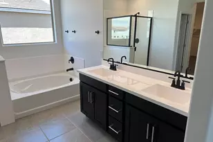 7424 W Cavalier Dr, Glendale, AZ 85303 - Photo 11