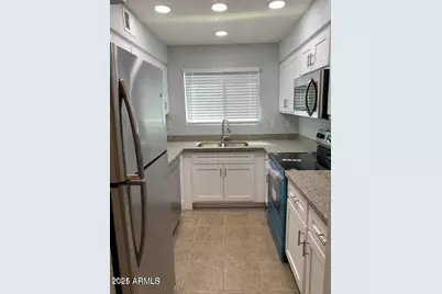 7156 N 66th Drive, Glendale, AZ 85301 - Photo 3