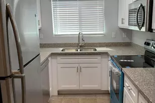 7156 N 66th Dr, Glendale, AZ 85301 - Photo 3