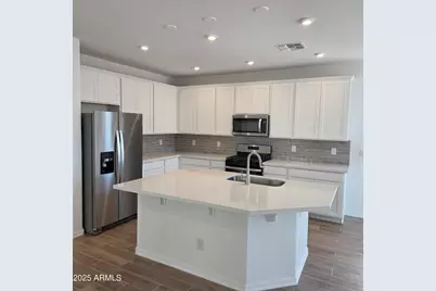 7445 W Peck Drive, Glendale, AZ 85303 - Photo 7