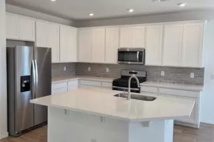 7445 W Peck Dr, Glendale, AZ 85303 - Photo 7