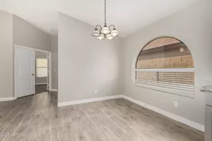 911 E Lovegrass Dr, San Tan Valley, AZ 85143 - Photo 5