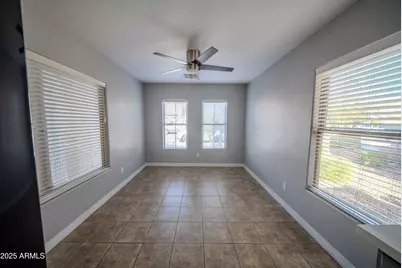 11725 W Flanagan Street, Avondale, AZ 85323 - Photo 9