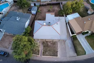 8539 N 30th Dr, Phoenix, AZ 85051 - Photo 9