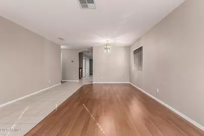 3822 W Fallen Leaf Lane, Glendale, AZ 85310 - Photo 7