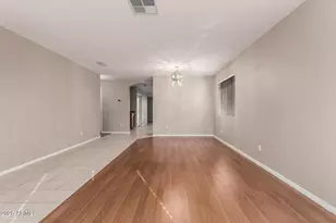 3822 W Fallen Leaf Ln, Glendale, AZ 85310 - Photo 7