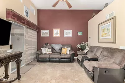 17056 N Zuni Trail, Surprise, AZ 85374 - Photo 5