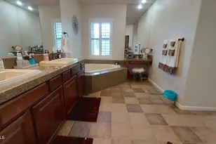 3935 E Rough Rider Rd, Phoenix, AZ 85050 - Photo 23