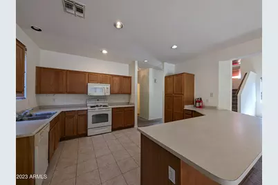 5794 W Golden Lane, Glendale, AZ 85302 - Photo 19