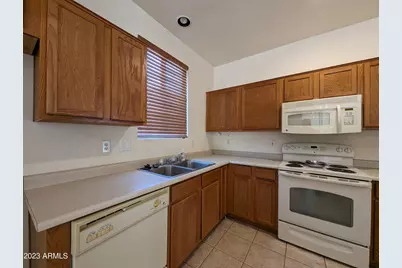 5794 W Golden Lane, Glendale, AZ 85302 - Photo 23